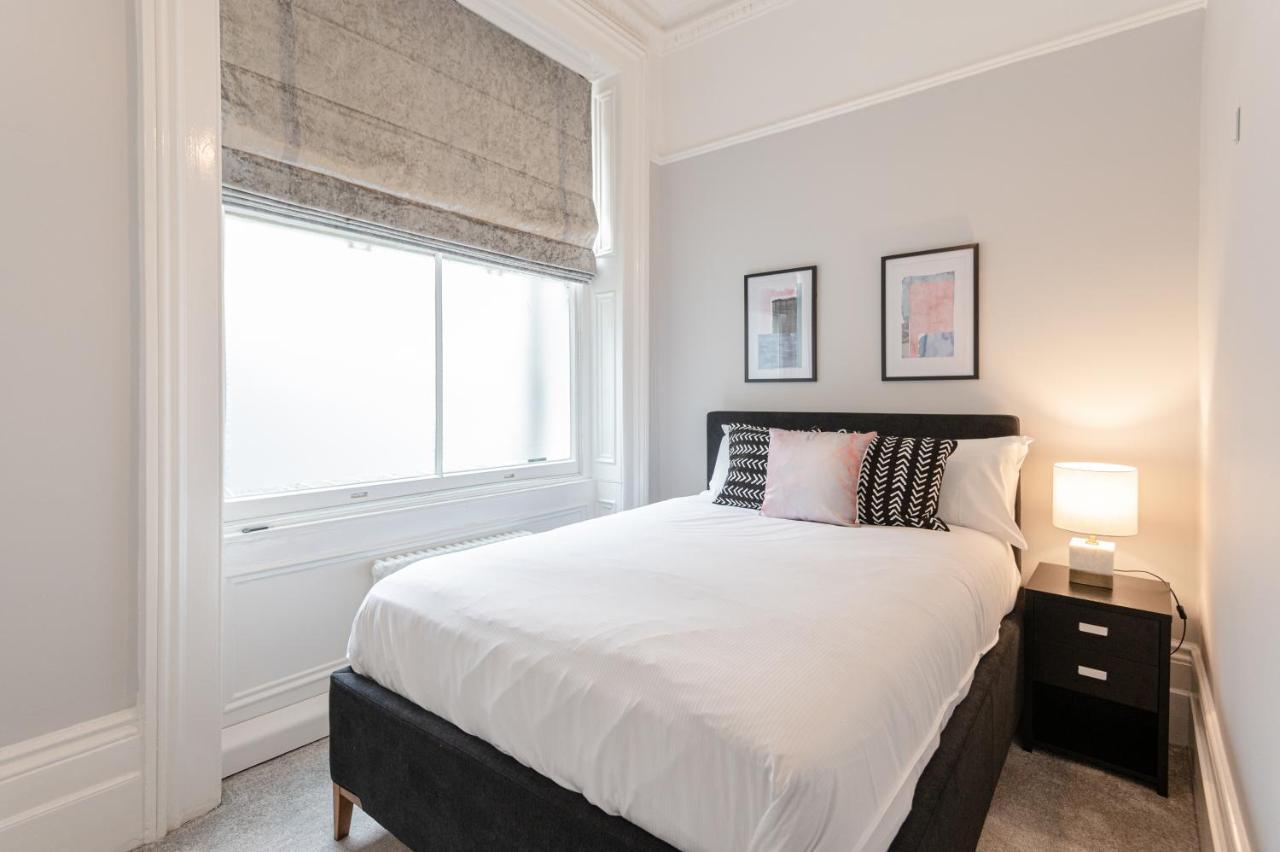 Kensington 2 Bed 2 Bath Apartment For 5 Guests Londýn Exteriér fotografie